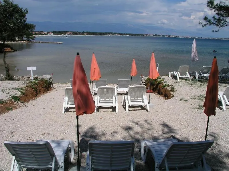 Apartment In Vir With Balcony, Air Conditioning, Wi-Fi