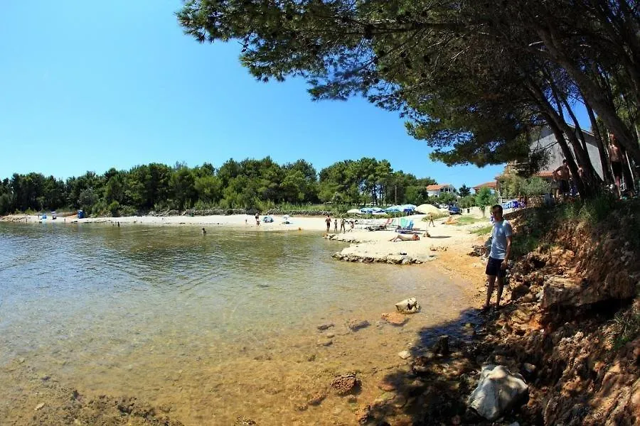 Apartment In Vir With Balcony, Air Conditioning, Wi-Fi Croatia
