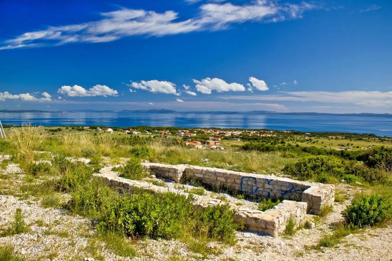 Apartment In Vir With Balcony, Air Conditioning, Wi-Fi 0*,  Croatia