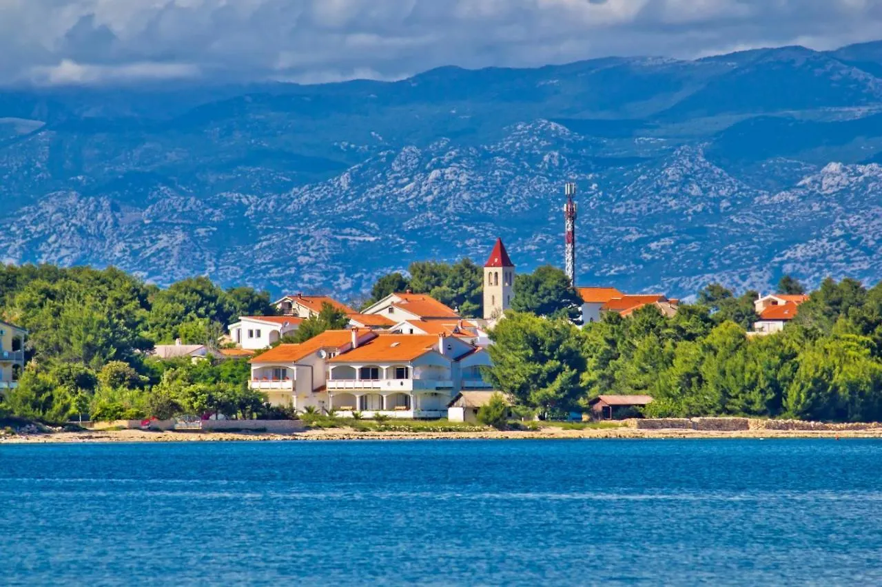 Apartment In Vir With Balcony, Air Conditioning, Wi-Fi 0*,  Croatia